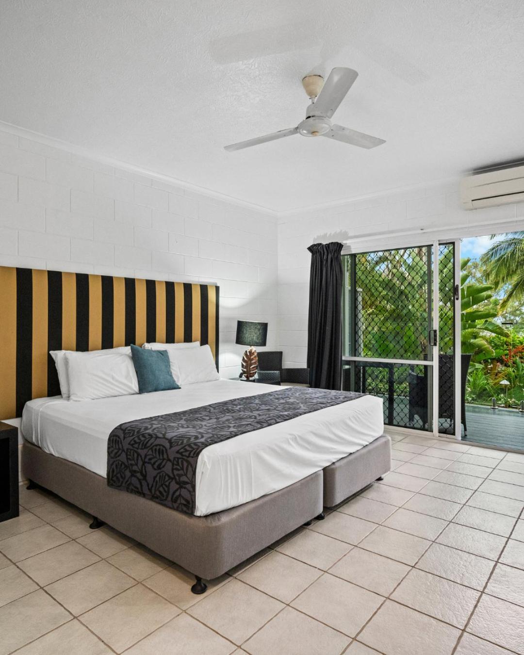 Colonial Palms Motor Inn Airlie Beach Eksteriør bilde