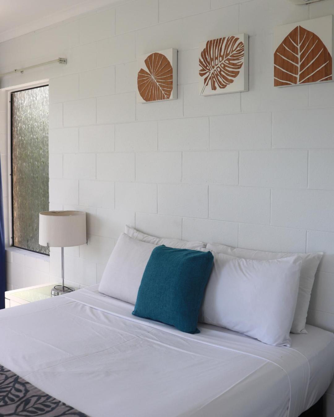 Colonial Palms Motor Inn Airlie Beach Eksteriør bilde
