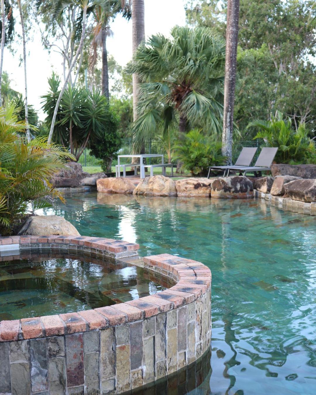 Colonial Palms Motor Inn Airlie Beach Eksteriør bilde