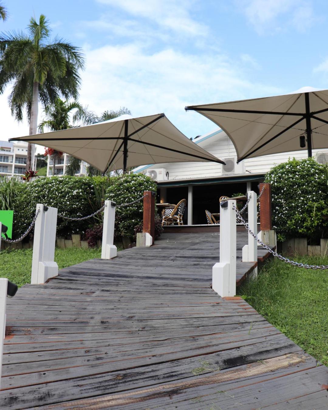 Colonial Palms Motor Inn Airlie Beach Eksteriør bilde